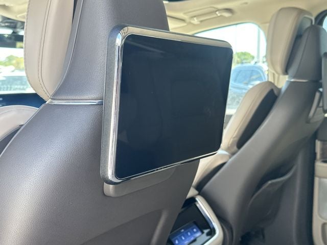 2022 Lincoln Navigator L Reserve