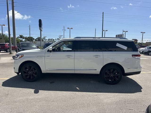 2022 Lincoln Navigator L Reserve
