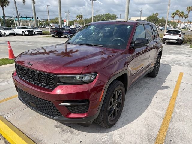 2024 Jeep Grand Cherokee Altitude 4x4's photo
