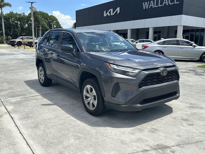 2023 Toyota RAV4 LE