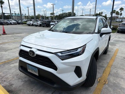 2024 Toyota RAV4 XLE