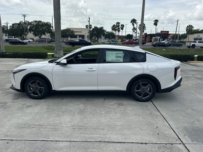2026 Kia K4 LXS