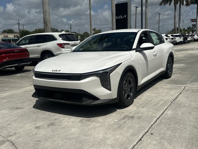 2026 Kia K4 LXS