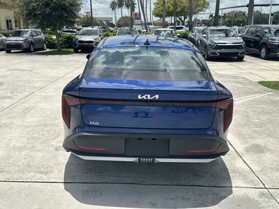 2026 Kia K4 LXS