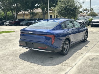 2026 Kia K4 LXS