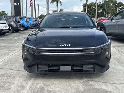 2025 Kia K4 LXS