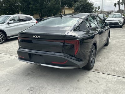 2025 Kia K4 LXS