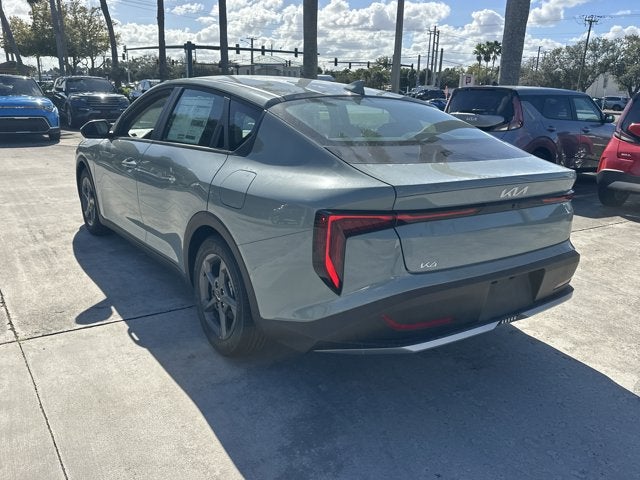 2025 Kia K4 LXS