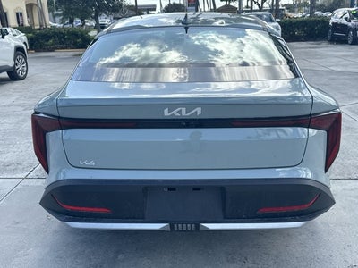 2026 Kia K4 LXS