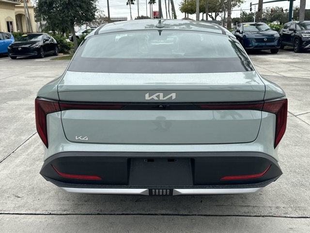 2025 Kia K4 EX