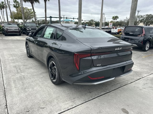 2025 Kia K4 EX