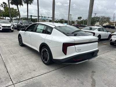2026 Kia K4 EX