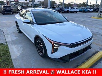2025 Kia K4 EX