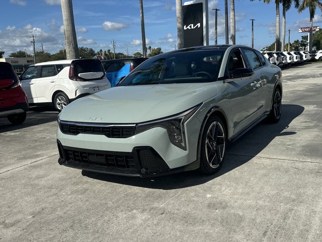 2025 Kia K4 GT-Line