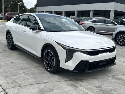 2025 Kia K4 GT-Line
