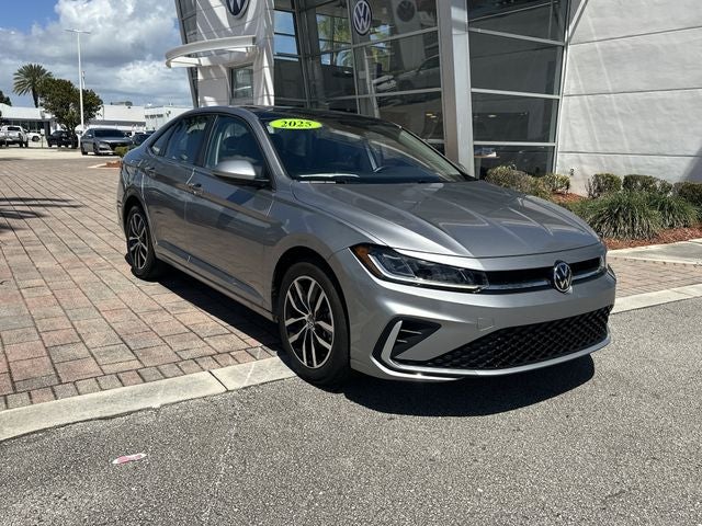 2025 Volkswagen Jetta SE