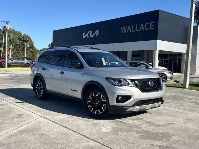 2020 Nissan Pathfinder SL