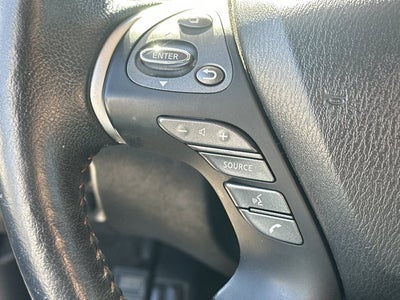 2020 Nissan Pathfinder SL