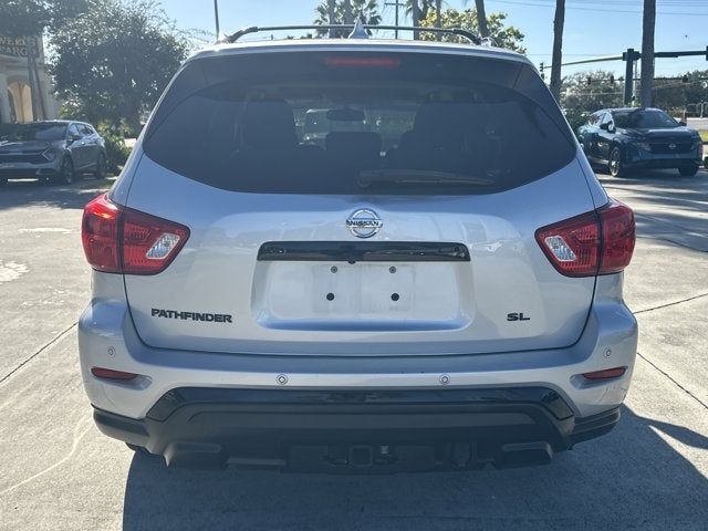 2020 Nissan Pathfinder SL