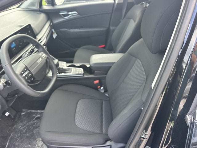 2027 Kia Sportage LX