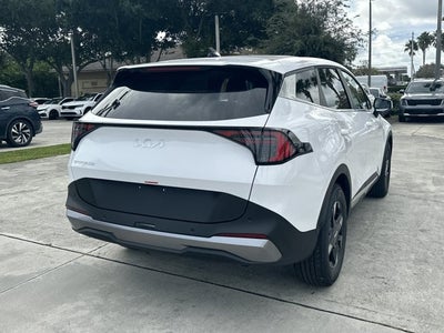 2027 Kia Sportage LX