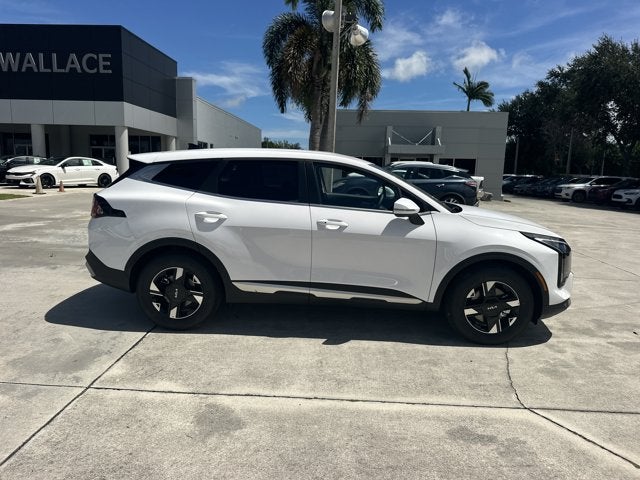 2027 Kia Sportage LX