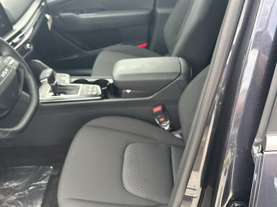 2027 Kia Sportage LX