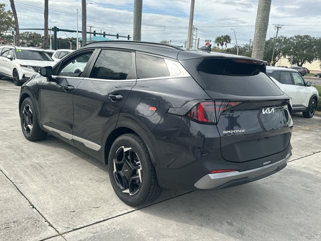2027 Kia Sportage EX