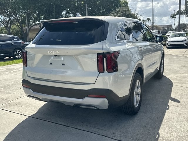 2026 Kia Sorento LX