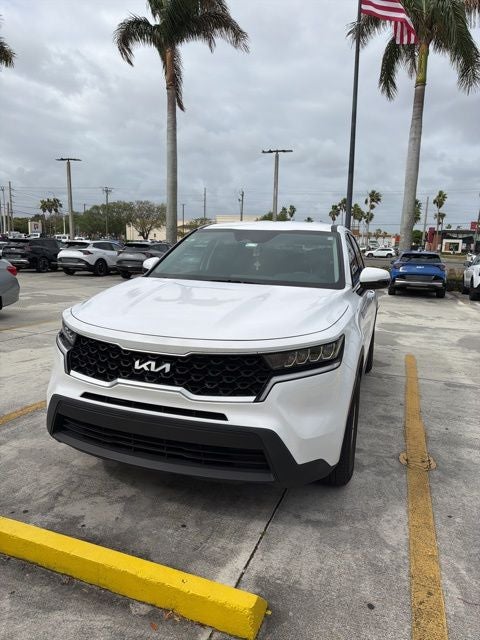 2023 Kia Sorento LX