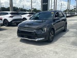 2025 Kia Niro SX