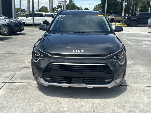 2025 Kia Niro SX