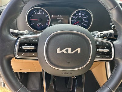 2024 Kia Carnival LX