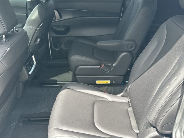 2027 Kia Carnival SX