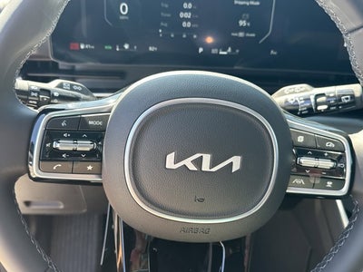 2026 Kia Carnival SX