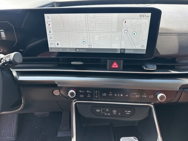 2026 Kia Carnival SX