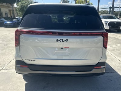 2026 Kia Carnival SX
