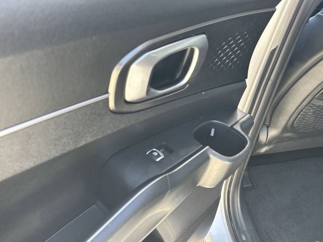 2022 Kia Sorento Hybrid EX