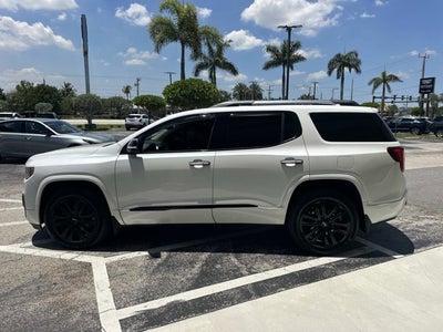 2023 GMC Acadia Denali