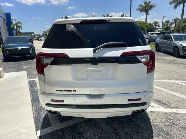 2023 GMC Acadia Denali
