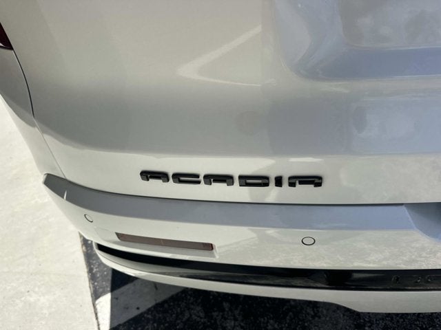 2023 GMC Acadia Denali