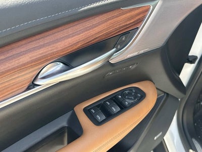 2024 Cadillac XT5 FWD Premium Luxury