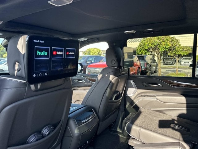 2024 Cadillac Escalade ESV 4WD Sport Platinum