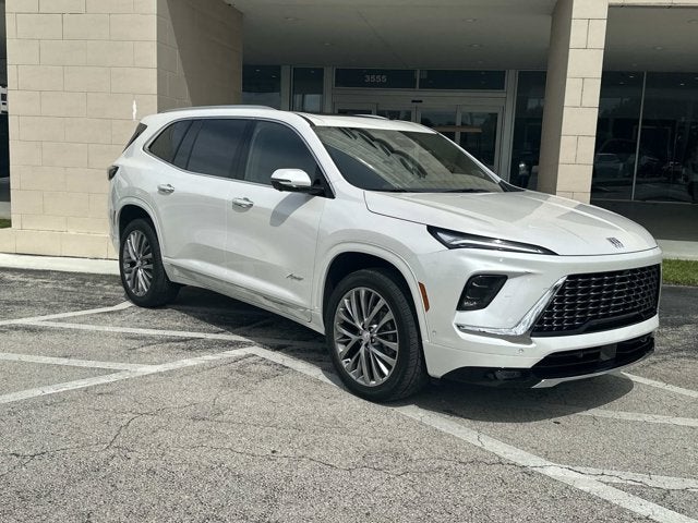 2025 Buick Enclave Avenir