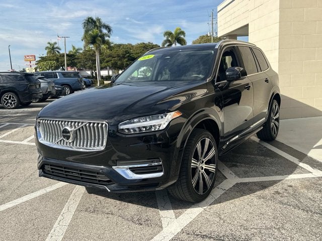 2024 Volvo XC90 Recharge Plug-In Hybrid Plus Bright Theme