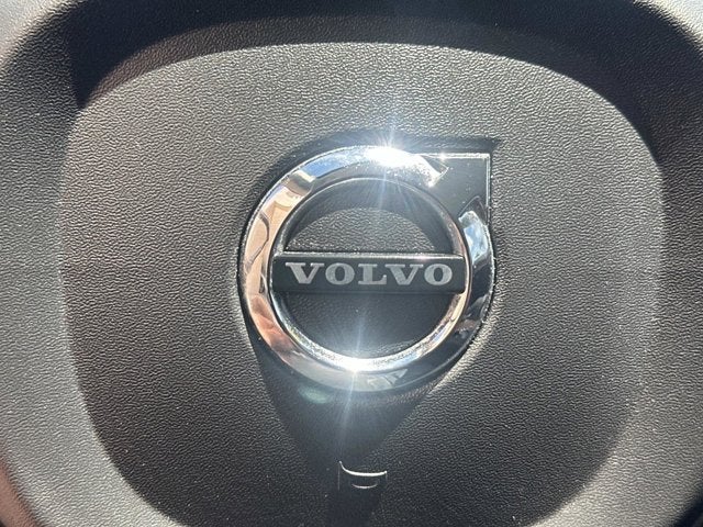 2024 Volvo XC90 Plus Bright Theme