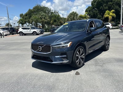 2023 Volvo XC60 Plus Bright Theme