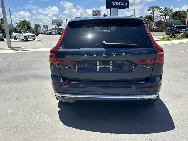 2023 Volvo XC60 Plus Bright Theme