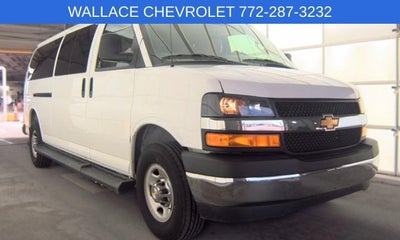 2025 Chevrolet Express Passenger 1LT