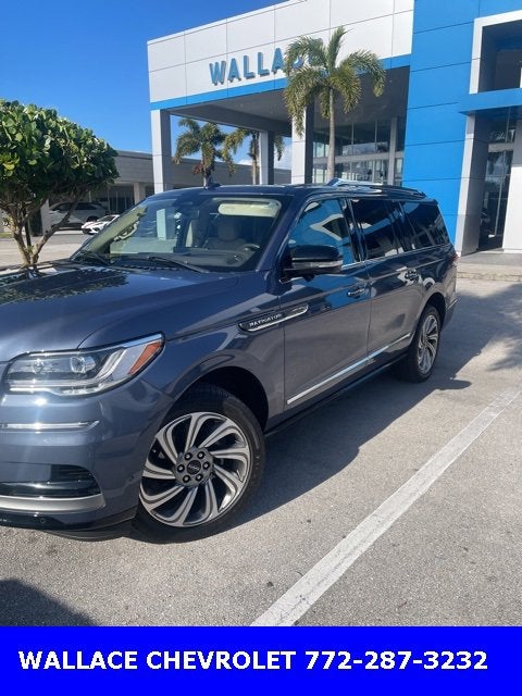 2023 Lincoln Navigator L Reserve